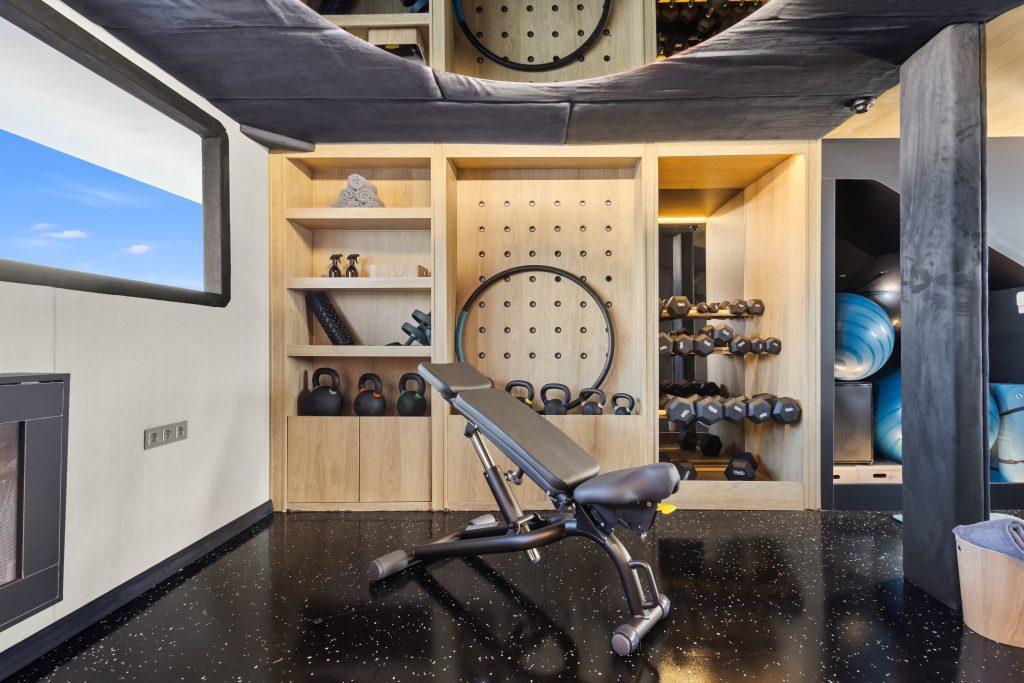 BELLA Gym - Upper deck BELLA Gym - Upper deck