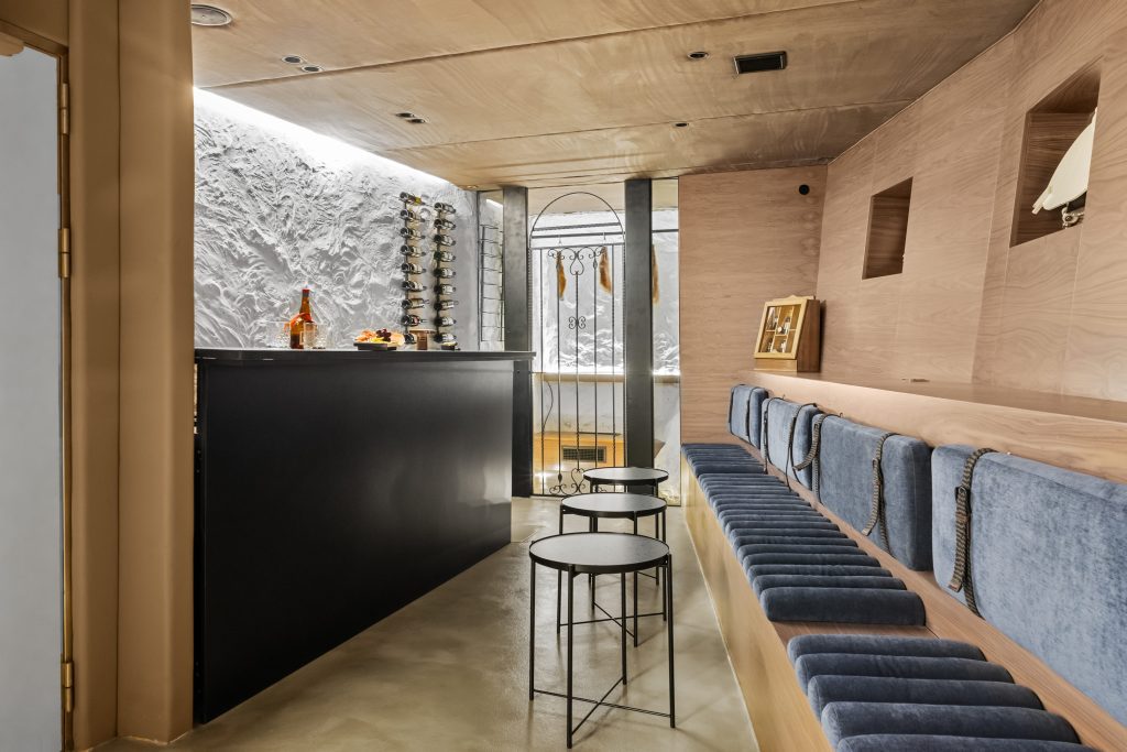 BELLA Whiskey and cigar bar - Lower deck BELLA Whiskey and cigar bar - Lower deck