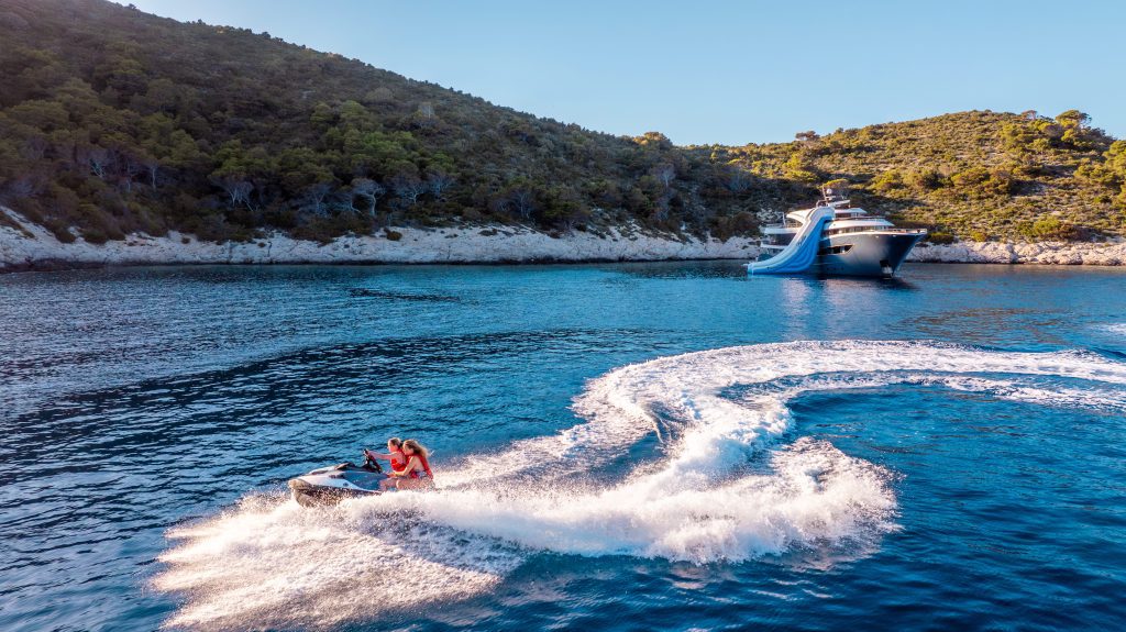 BELLA Watersports BELLA Watersports