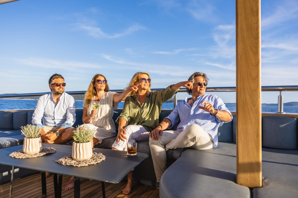 BELLA Lifestyle BELLA Lifestyle